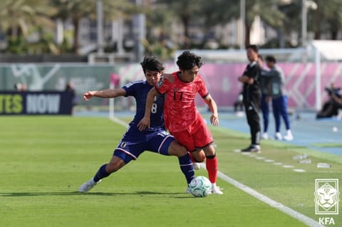 "두 살 어린 일본에 굴욕"…한국 U-23, 아시안컵 4강서 0-1 패배