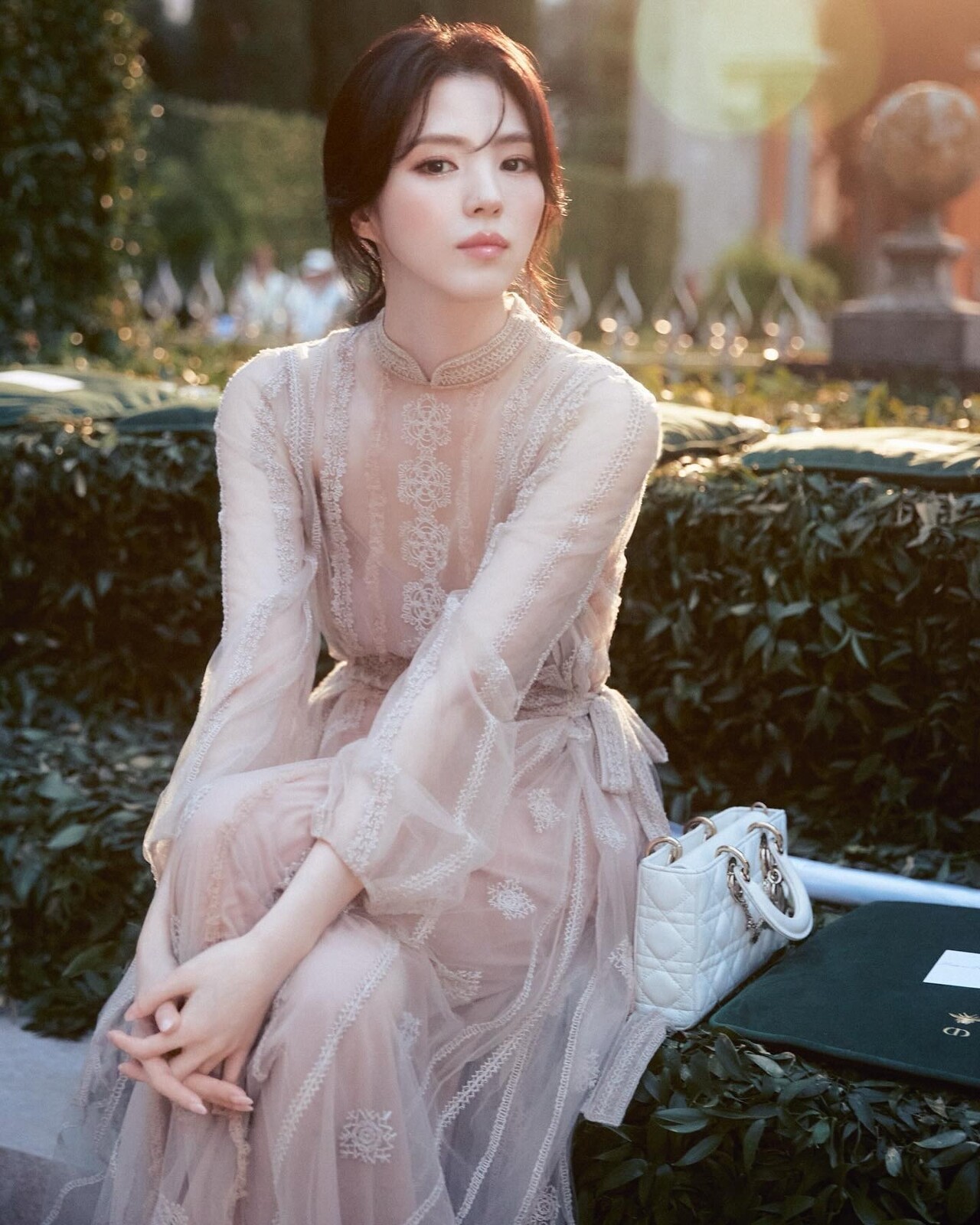 “인스타 좋아요 하나가 이렇게 커지나?” 한소희 논란 재점화