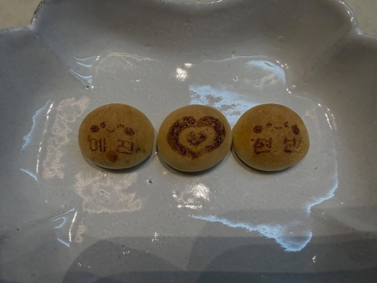 사진=손예진 인스타그램 부계정 발예진 갈무리