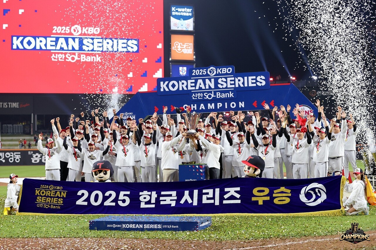 "LG 트윈스, 2025 한국시리즈 우승”...2년 만에 통합 챔피언 등극